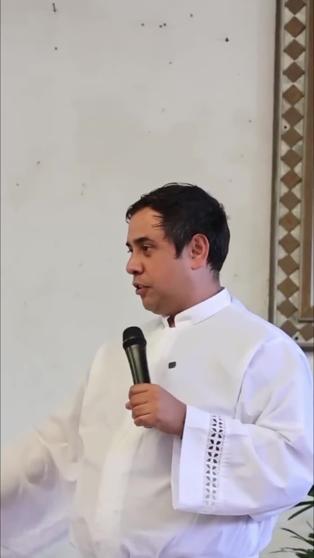 @Padre Cornejo Sermones