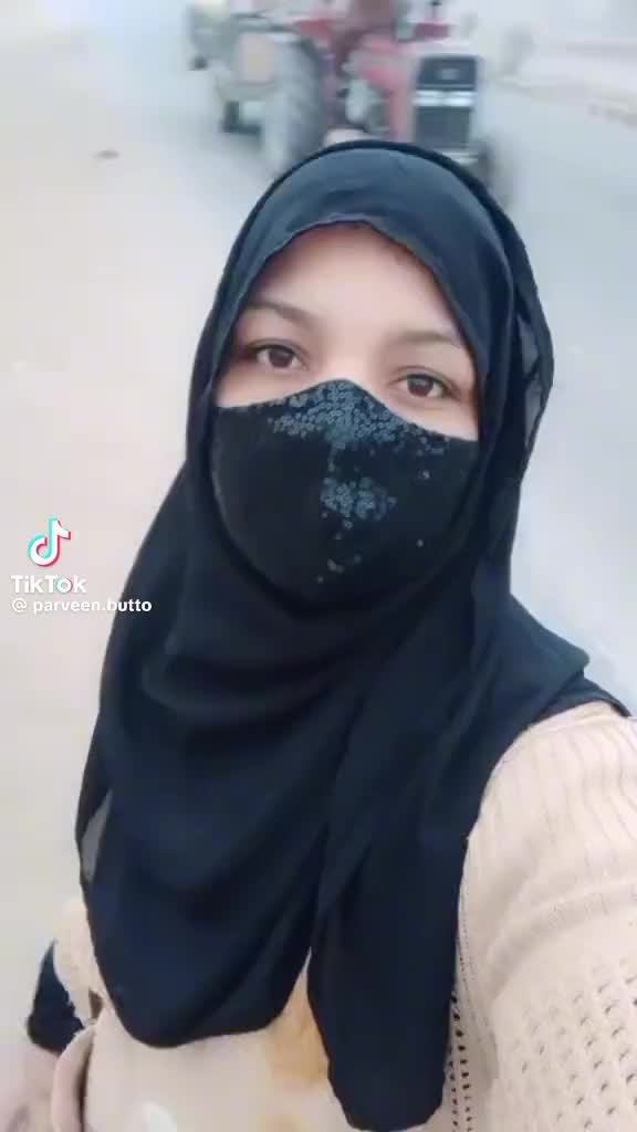 @꧁❤️PIYARI PARVEEN❤️𒈞꧂