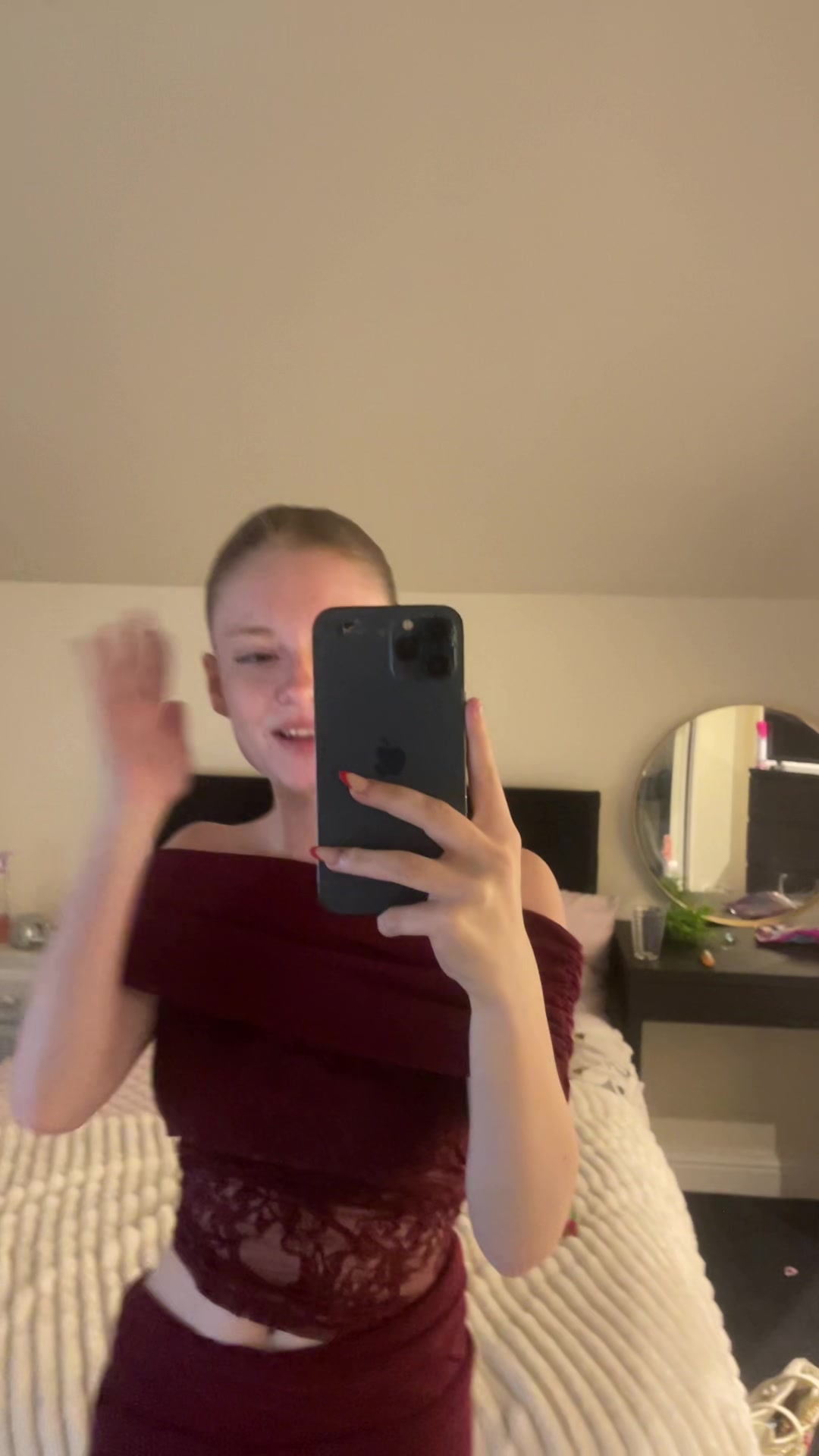 @teeganleighr