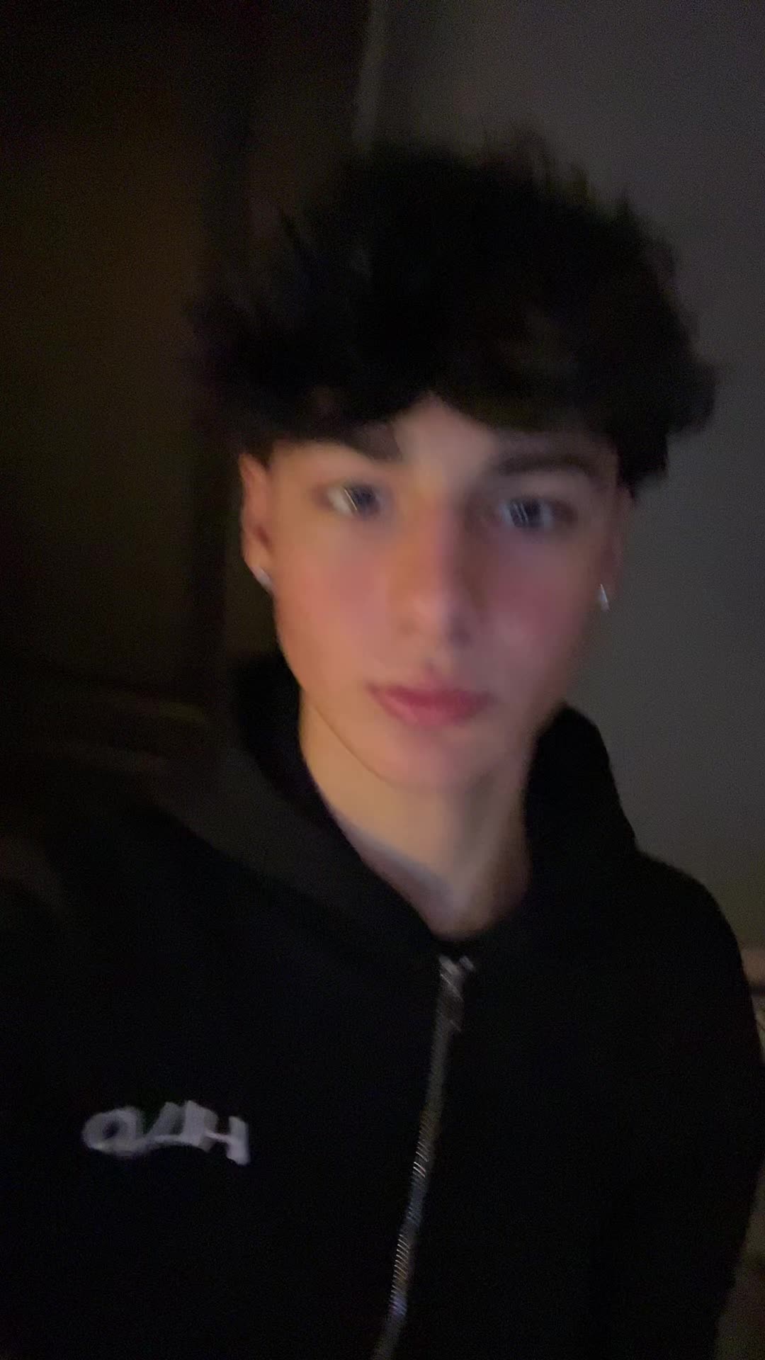 @L&Eacute;O