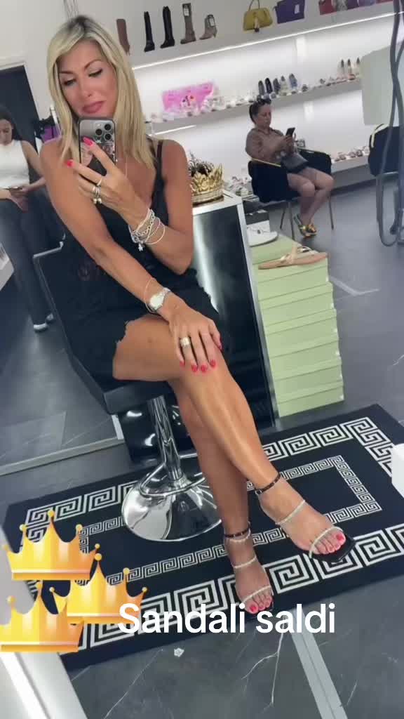 @LA REGINA DELLE SCARPE