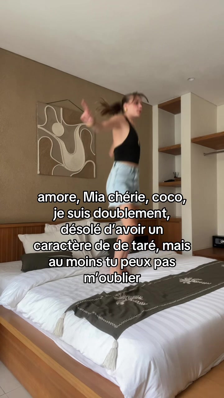 @Loiloicherry