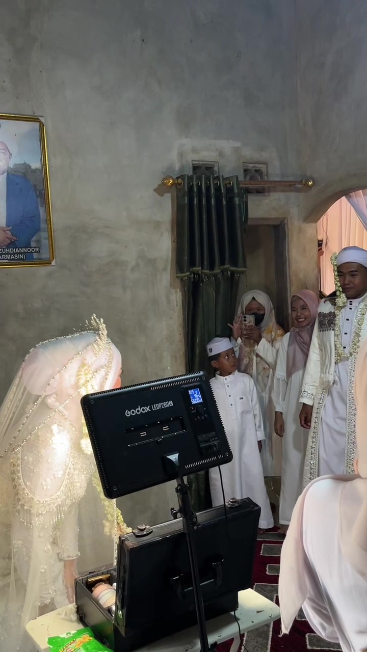 @fazrimakeupwedding