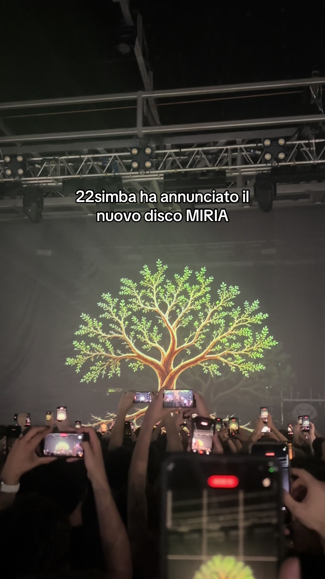 @MUSIC.FACTS.ITALY