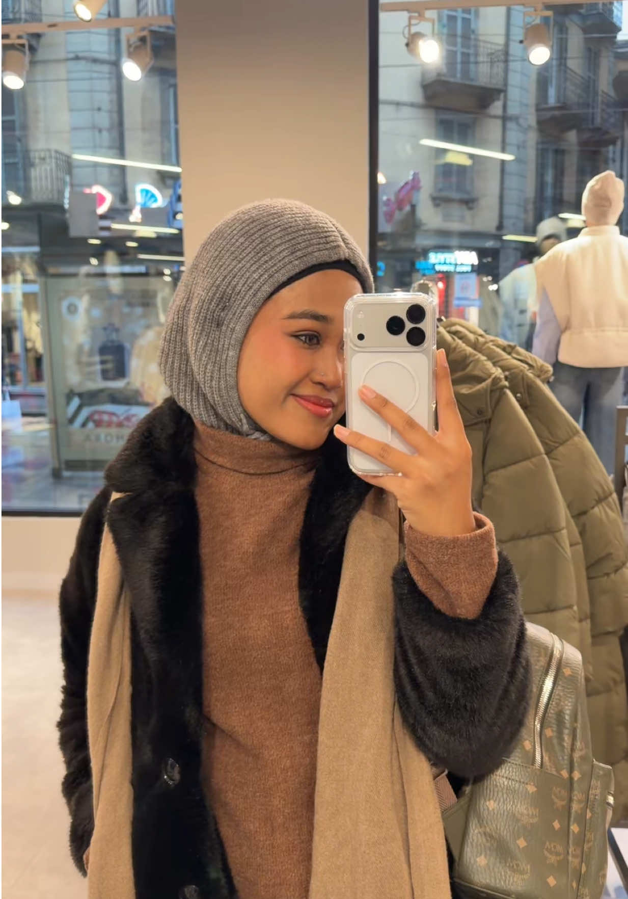 @𝑀𝒾𝓈𝓎𝒶 ★