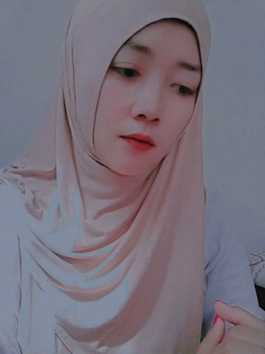 @Dewi Aurora Khan