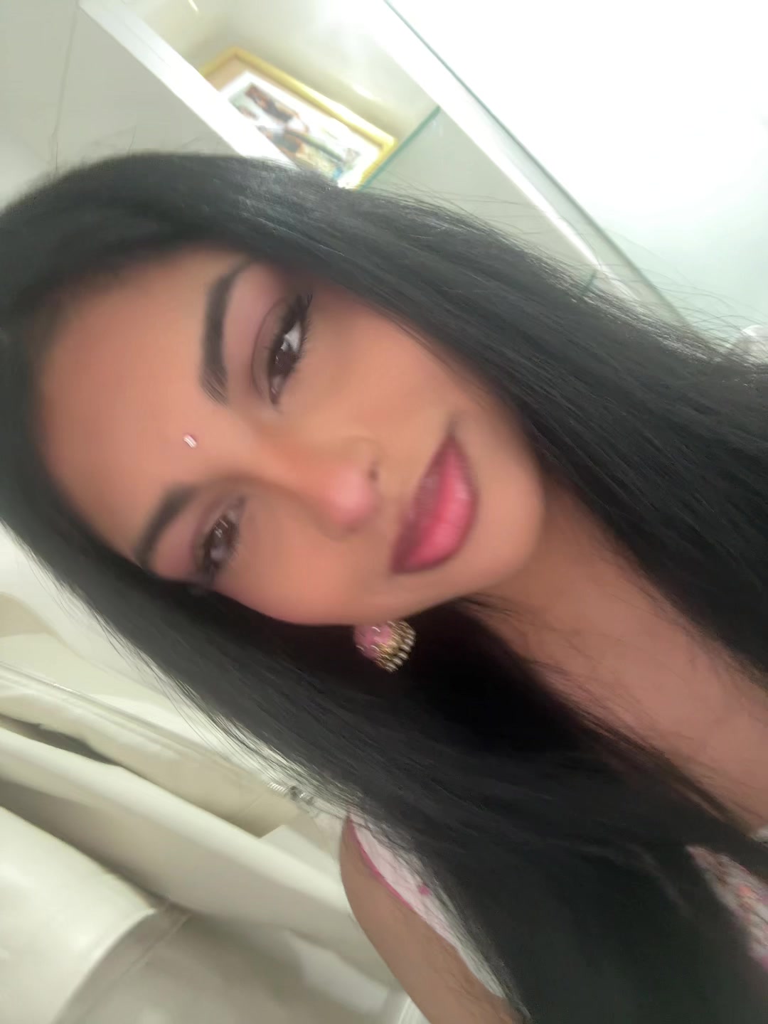 @meganswisho 💫