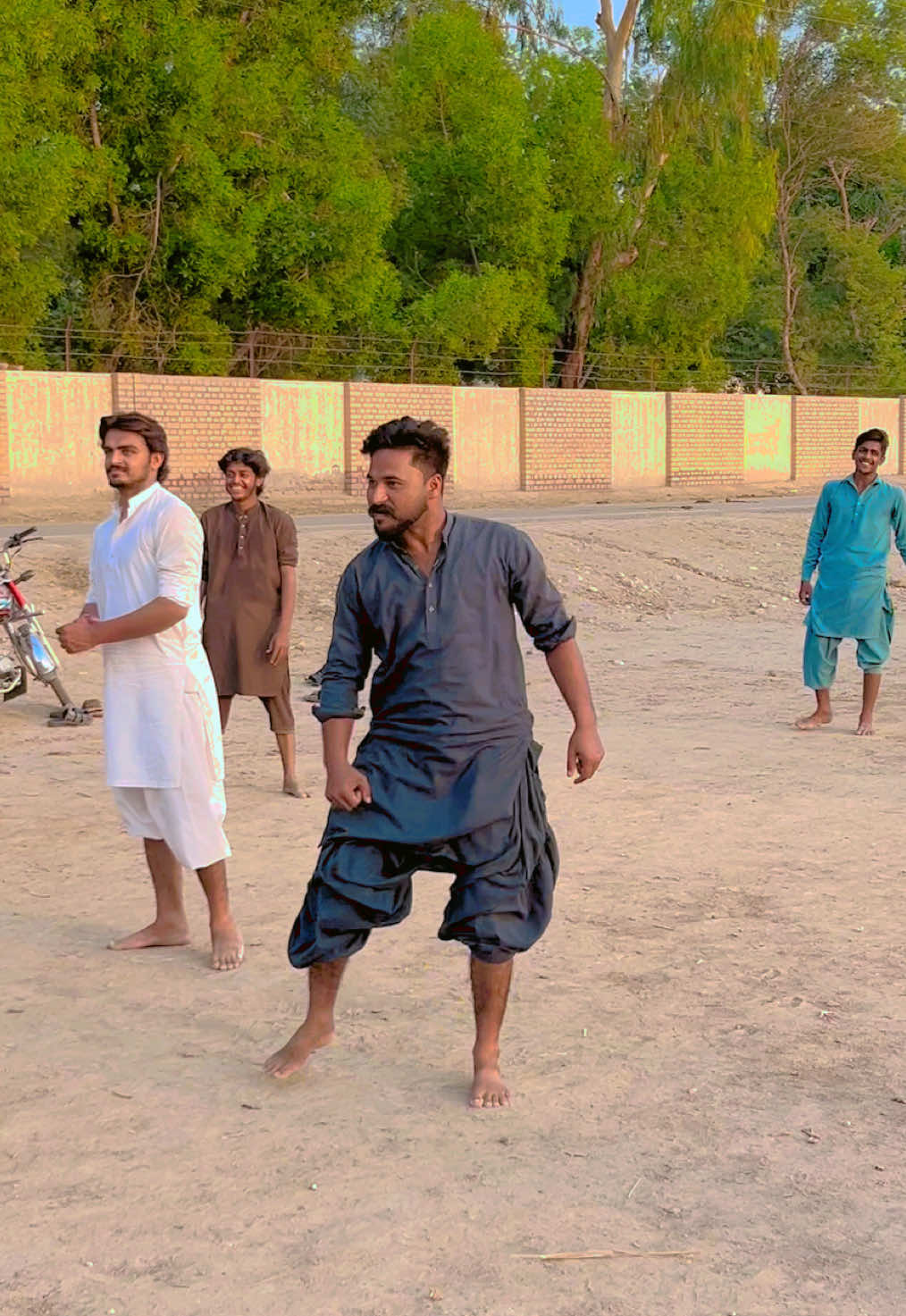 @،،♨️کنیرا🇵🇰سائیں♨️ ،،