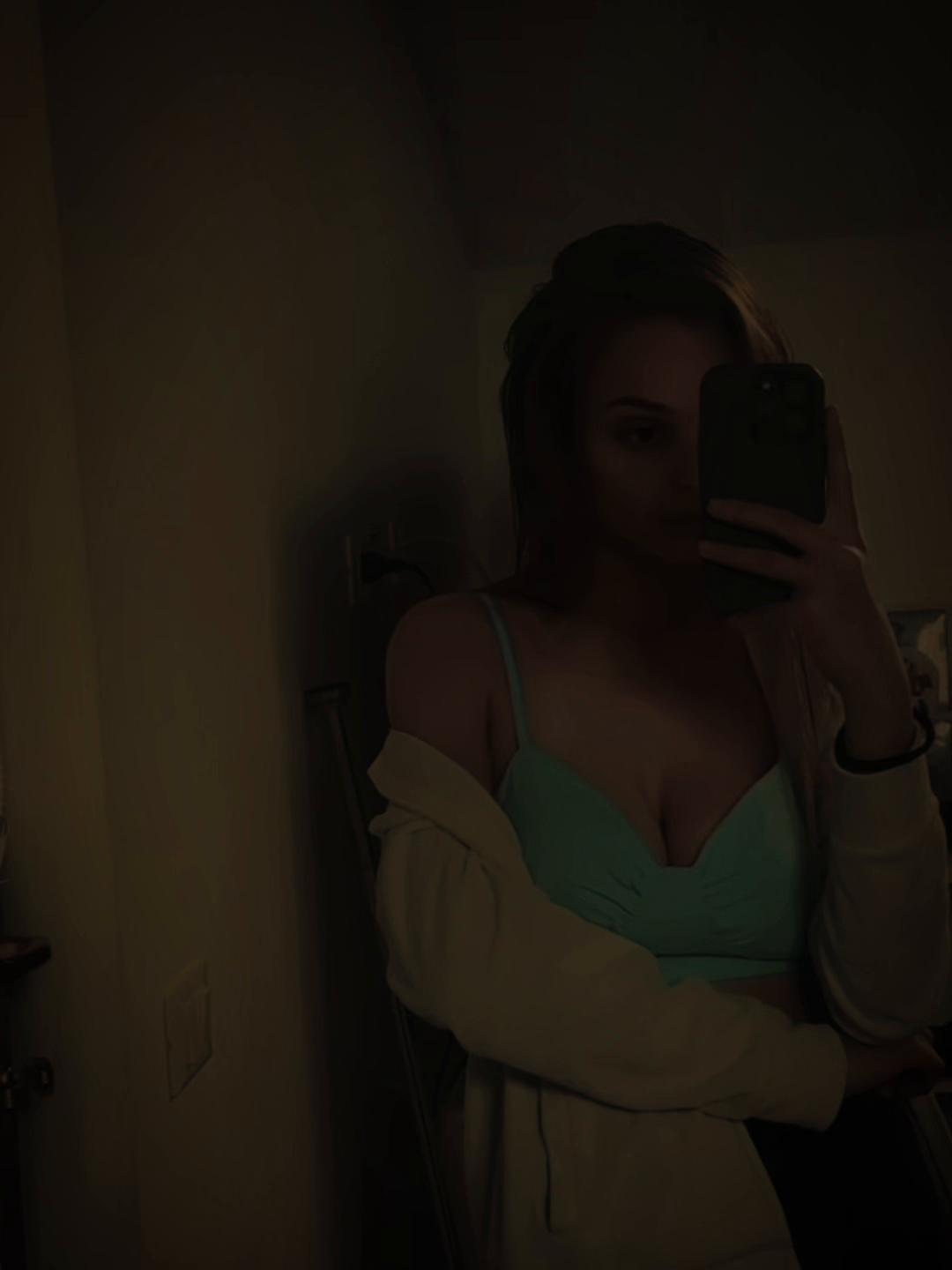 @Yonela950