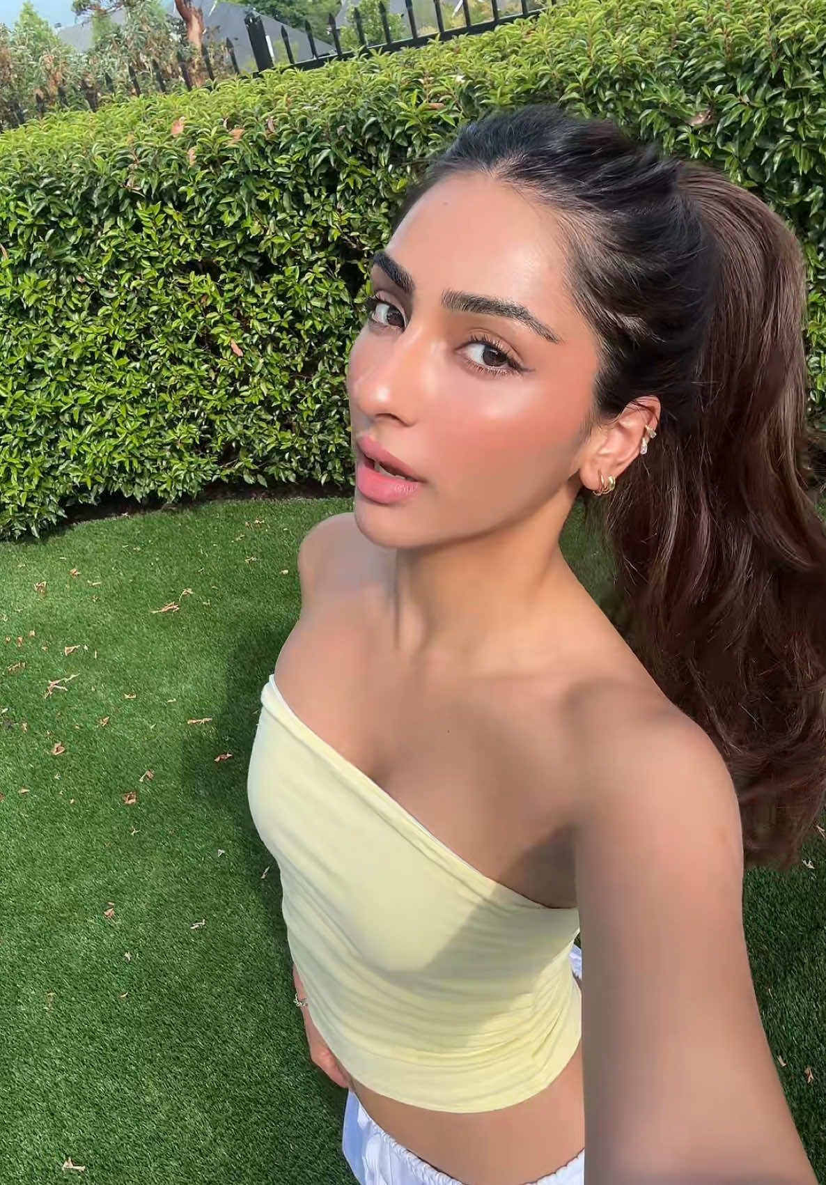 @yasmin