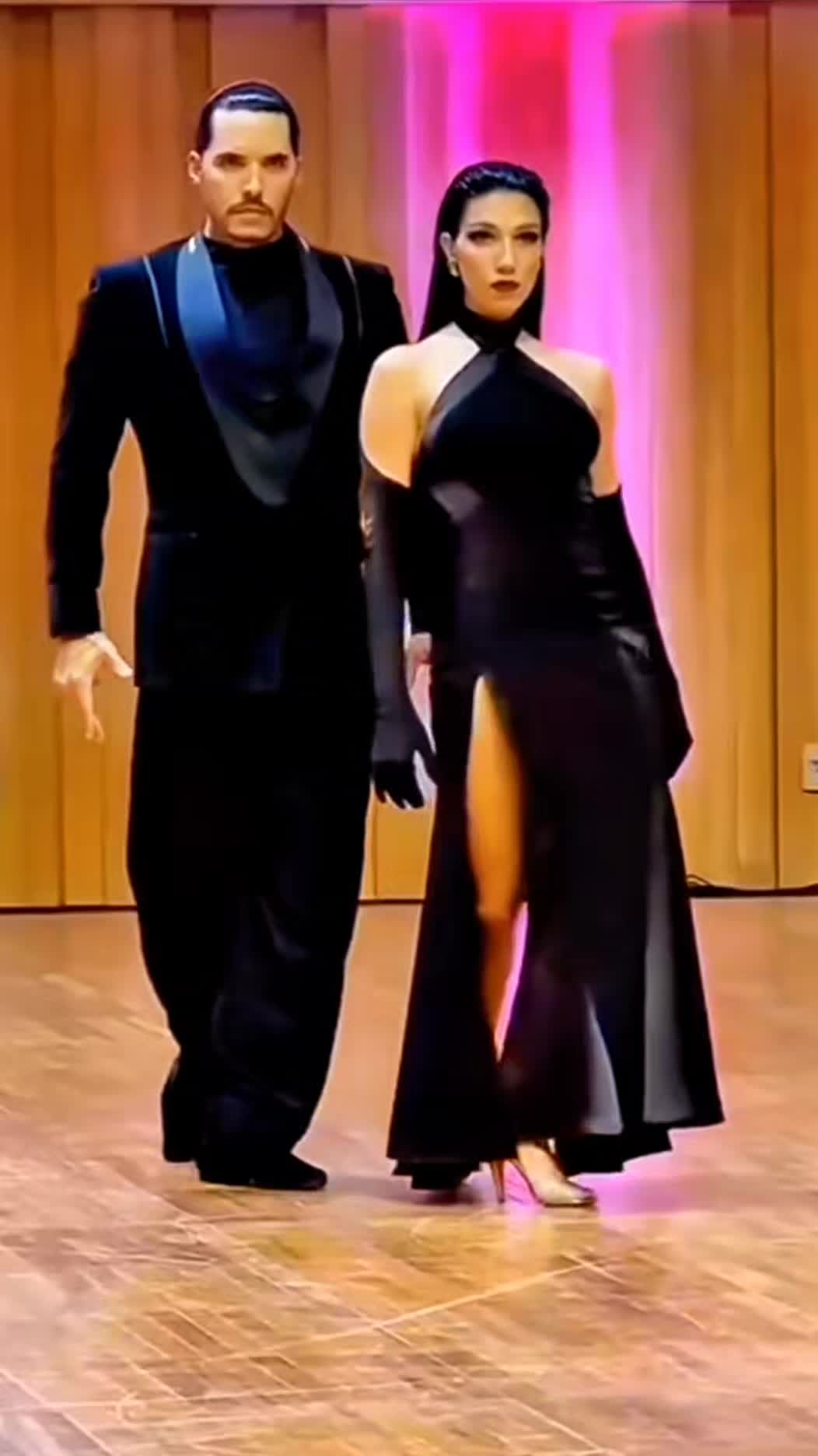 @Elina Stoqnova