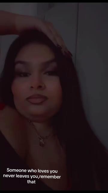 @arisha_horvathova