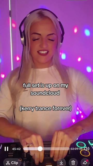 @Kerry❤️trance forever❤️