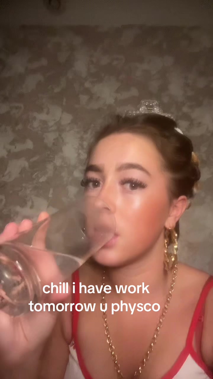 @𝐌𝐀𝐃𝐃𝐈𝐄𝐌𝐀𝐄👸🏼👸🏼