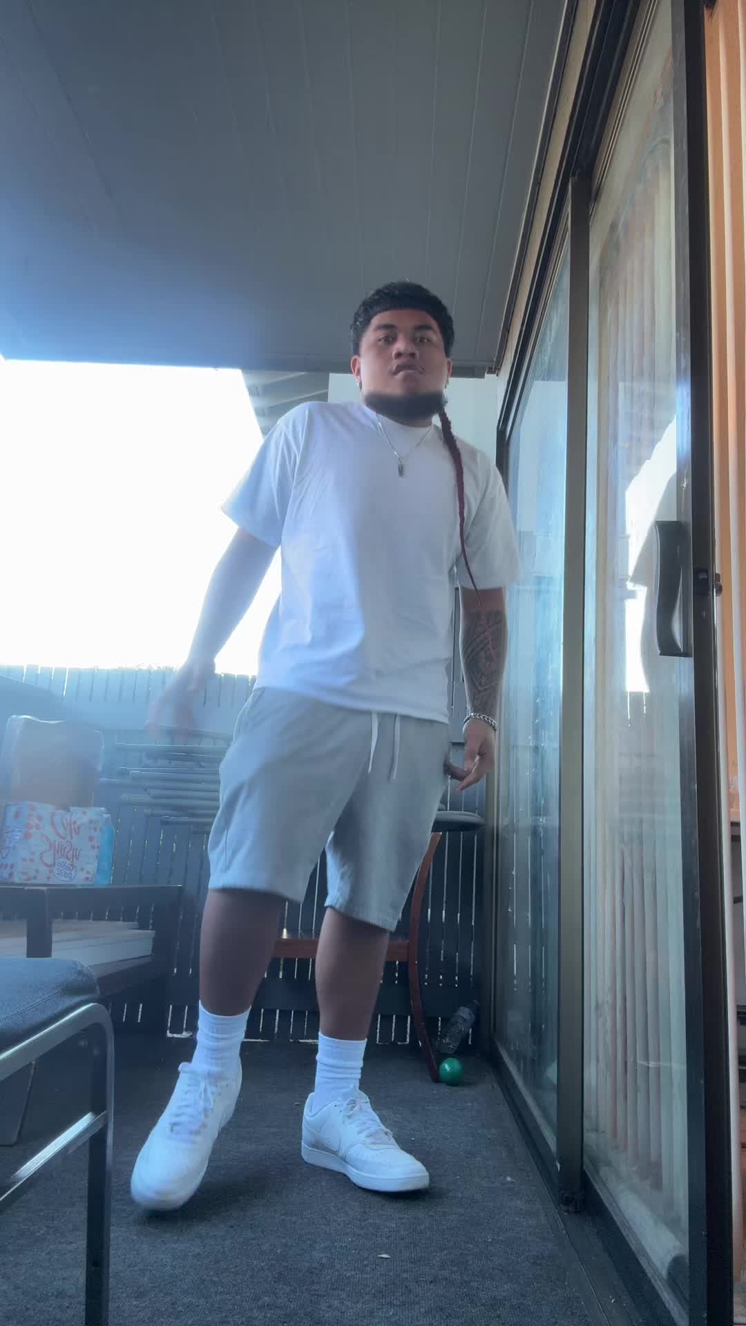 @𝐖𝐑𝐓 &bull; 𝐊𝐄𝐌𝐎𝐆𝐈😈