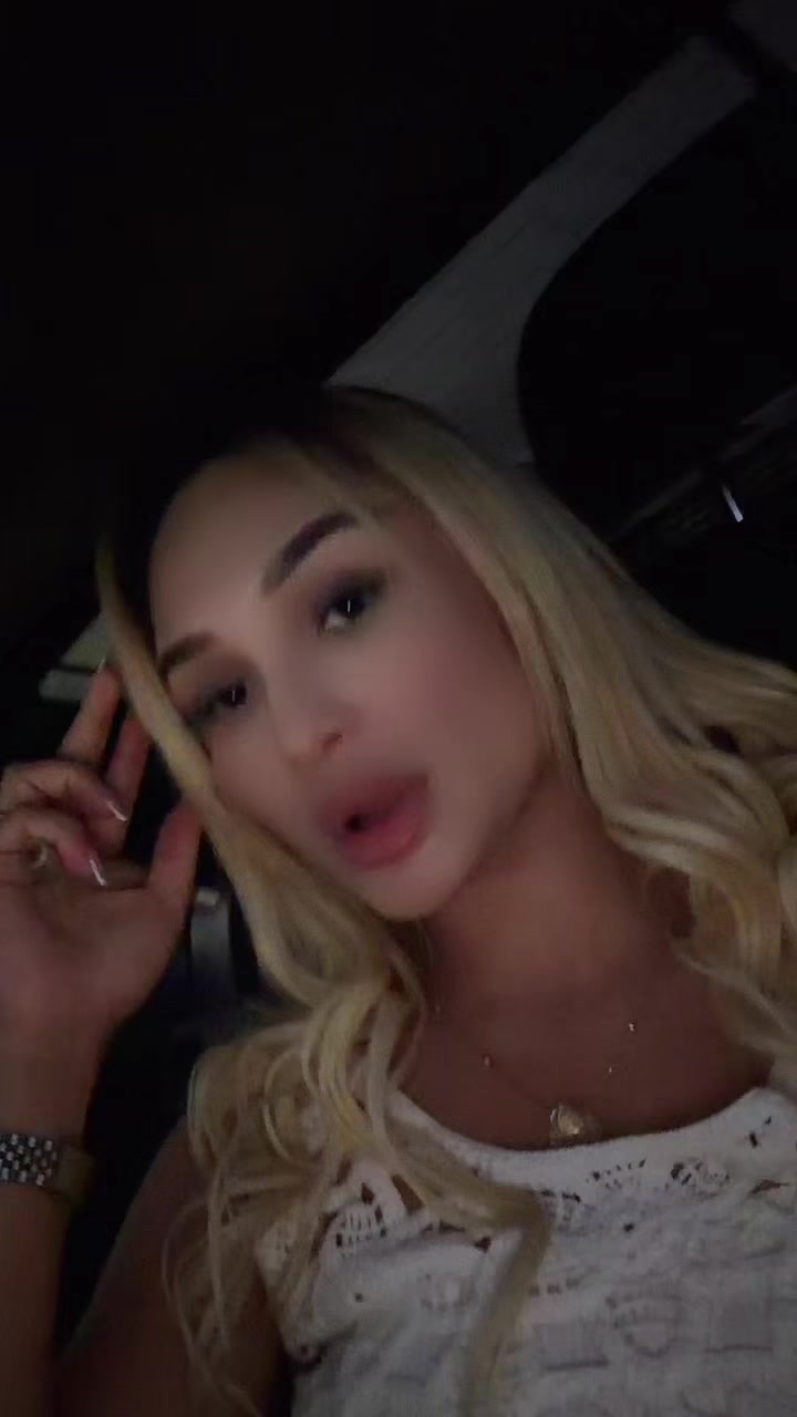 @Pari_110