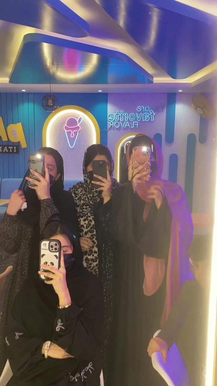 @♡ ᗷ.ᗯ.ᗰ ♡