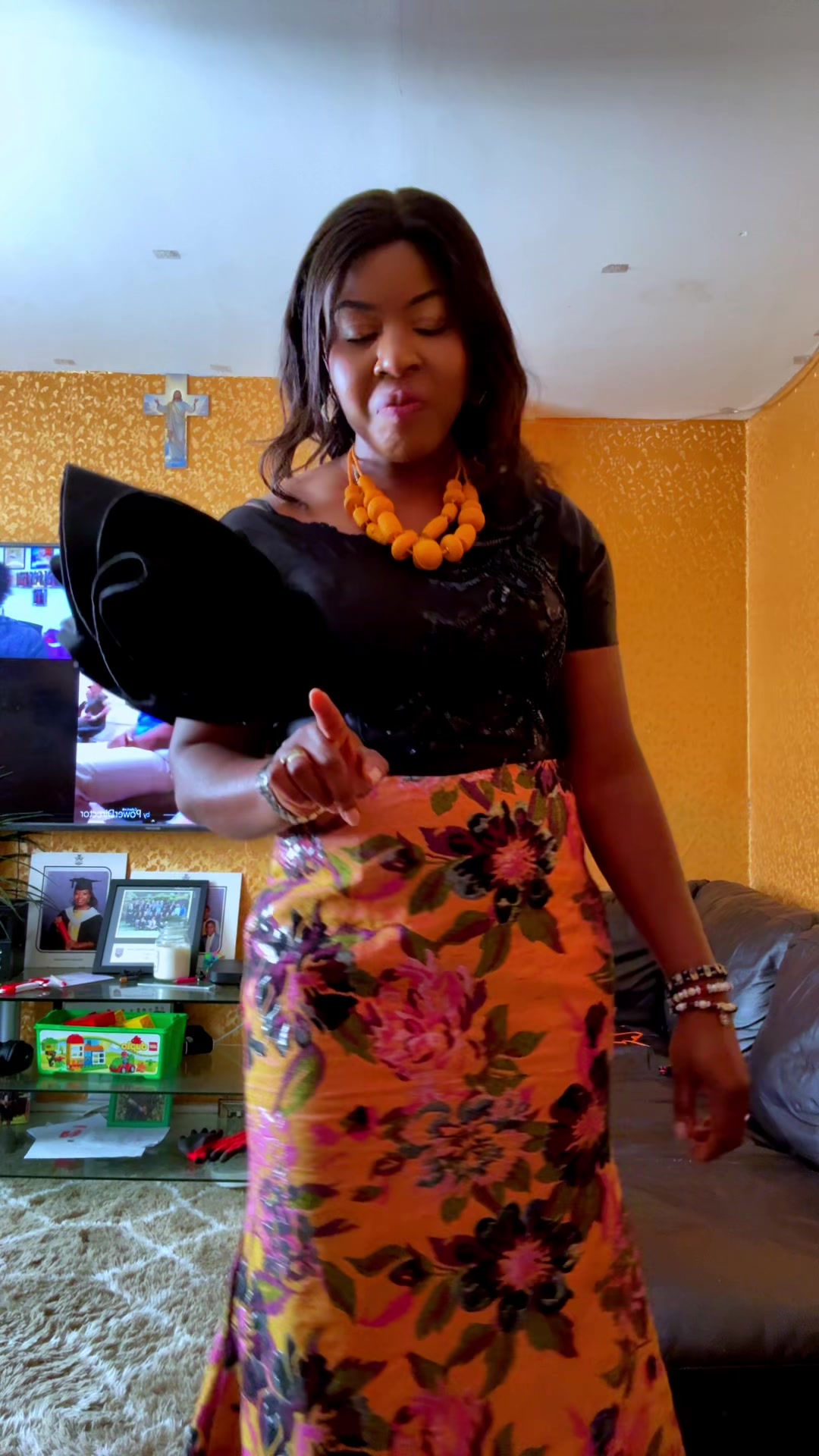 @Ogesimon🇰🇾🇳🇬