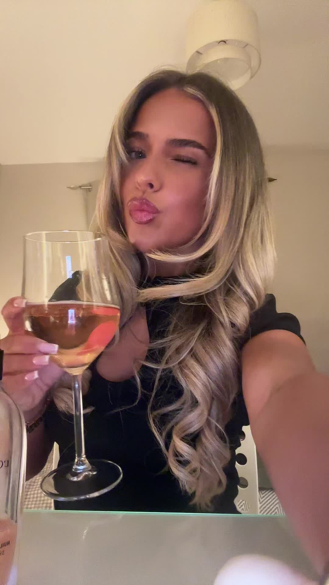 @SOPHIE WATSON👸🏼