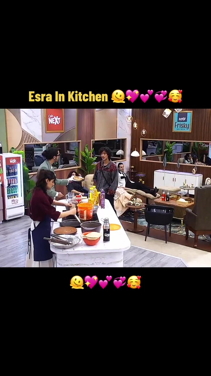 @Esra Queen 👸