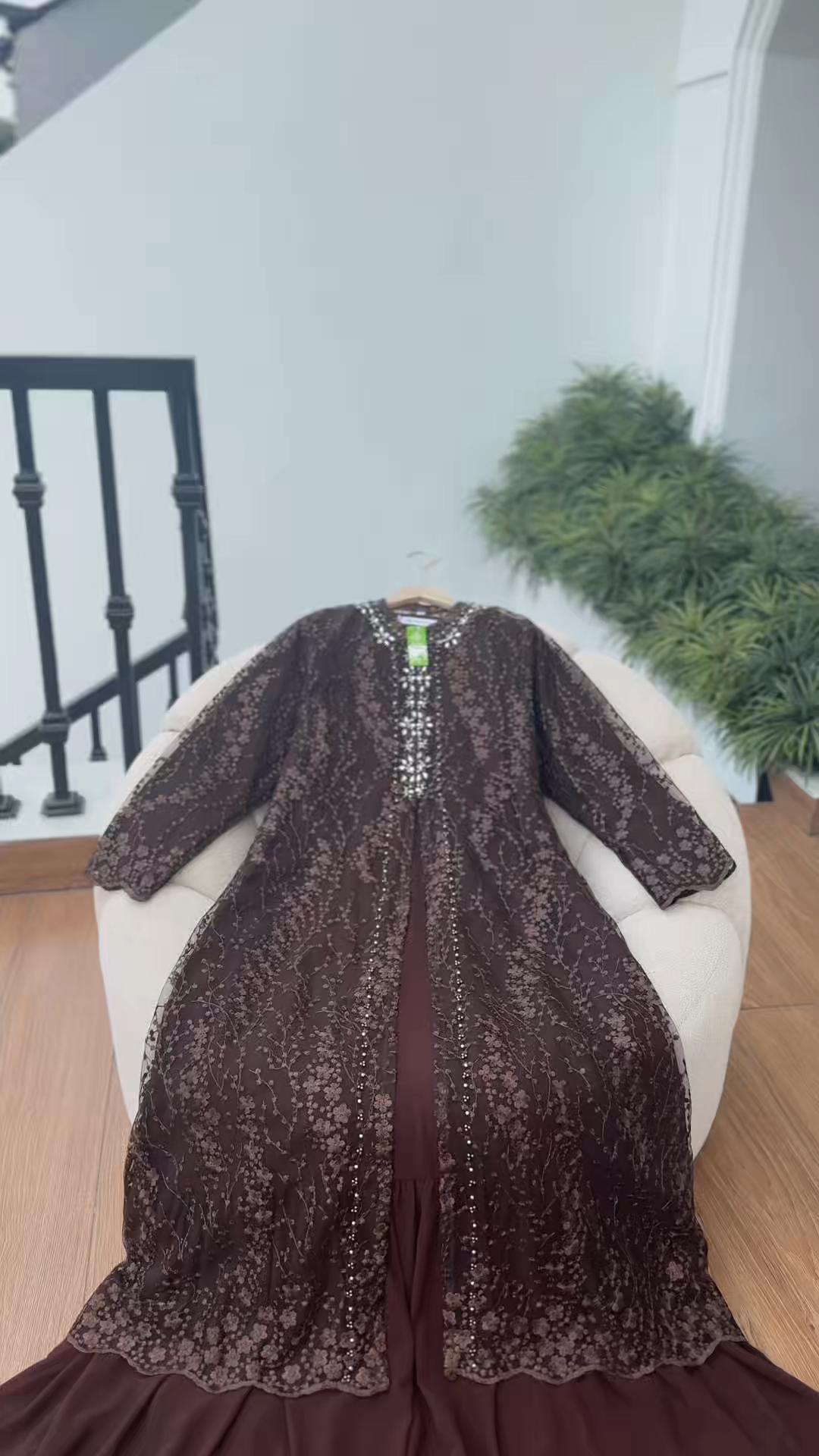@Dwkebaya