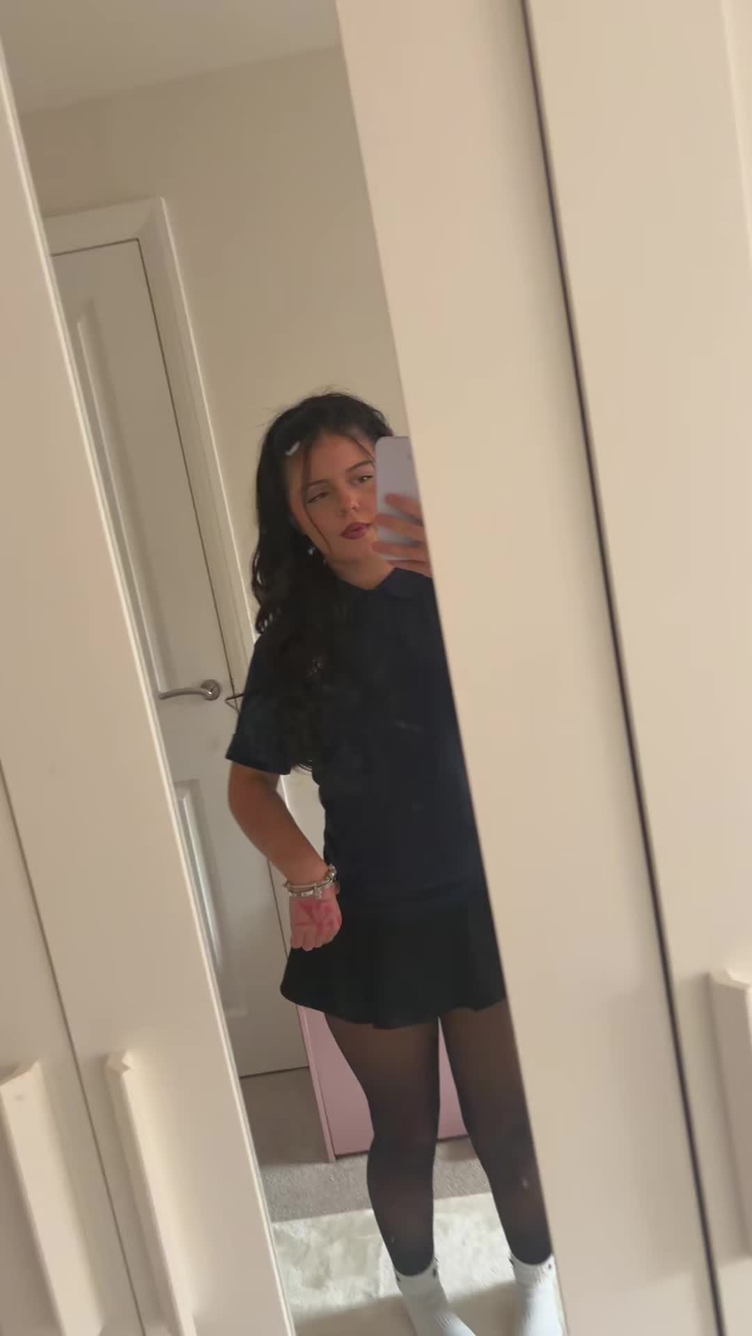 @(⊃。•́‿•̀。)⊃