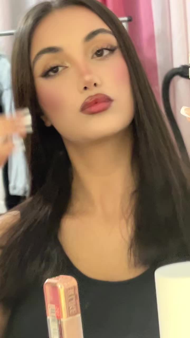 @Mehrsa