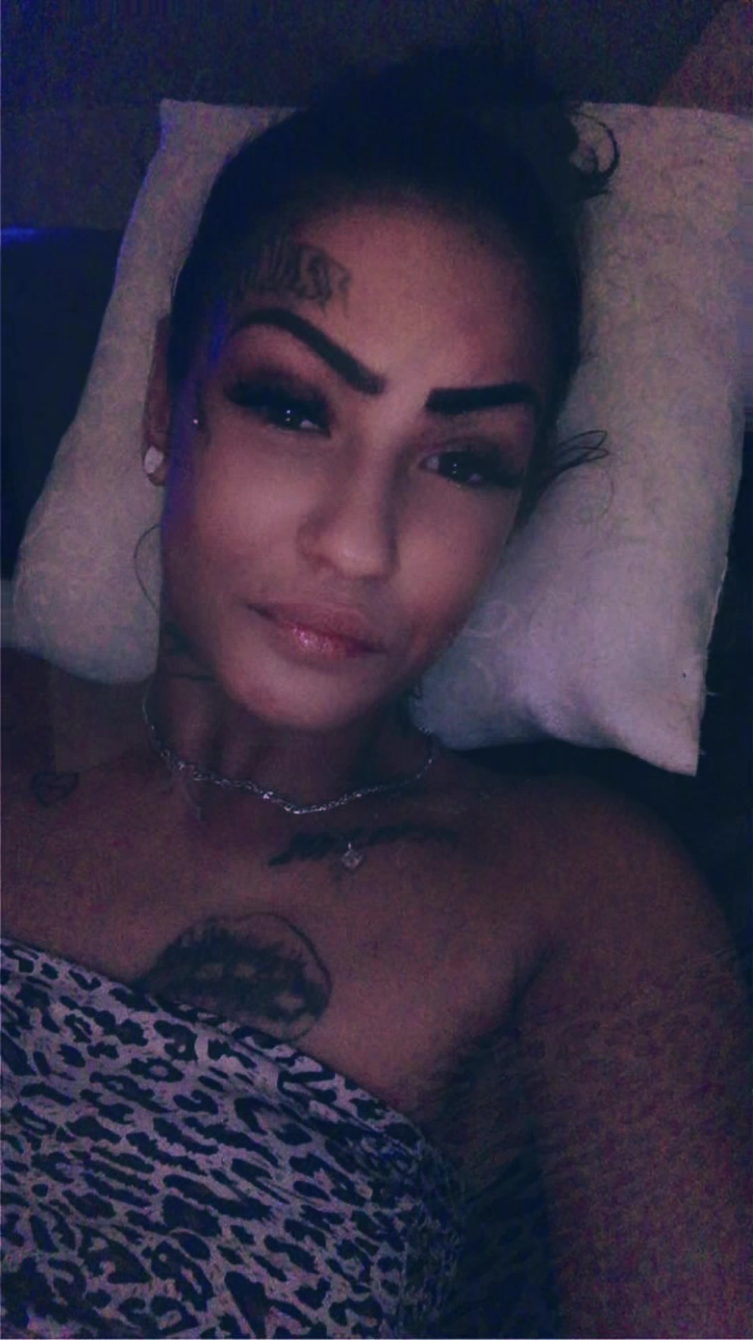@ZolikaKiaraPetra