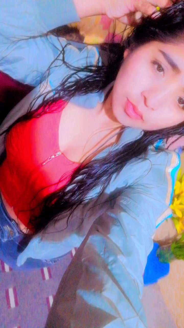 @👑Lesly💙👣