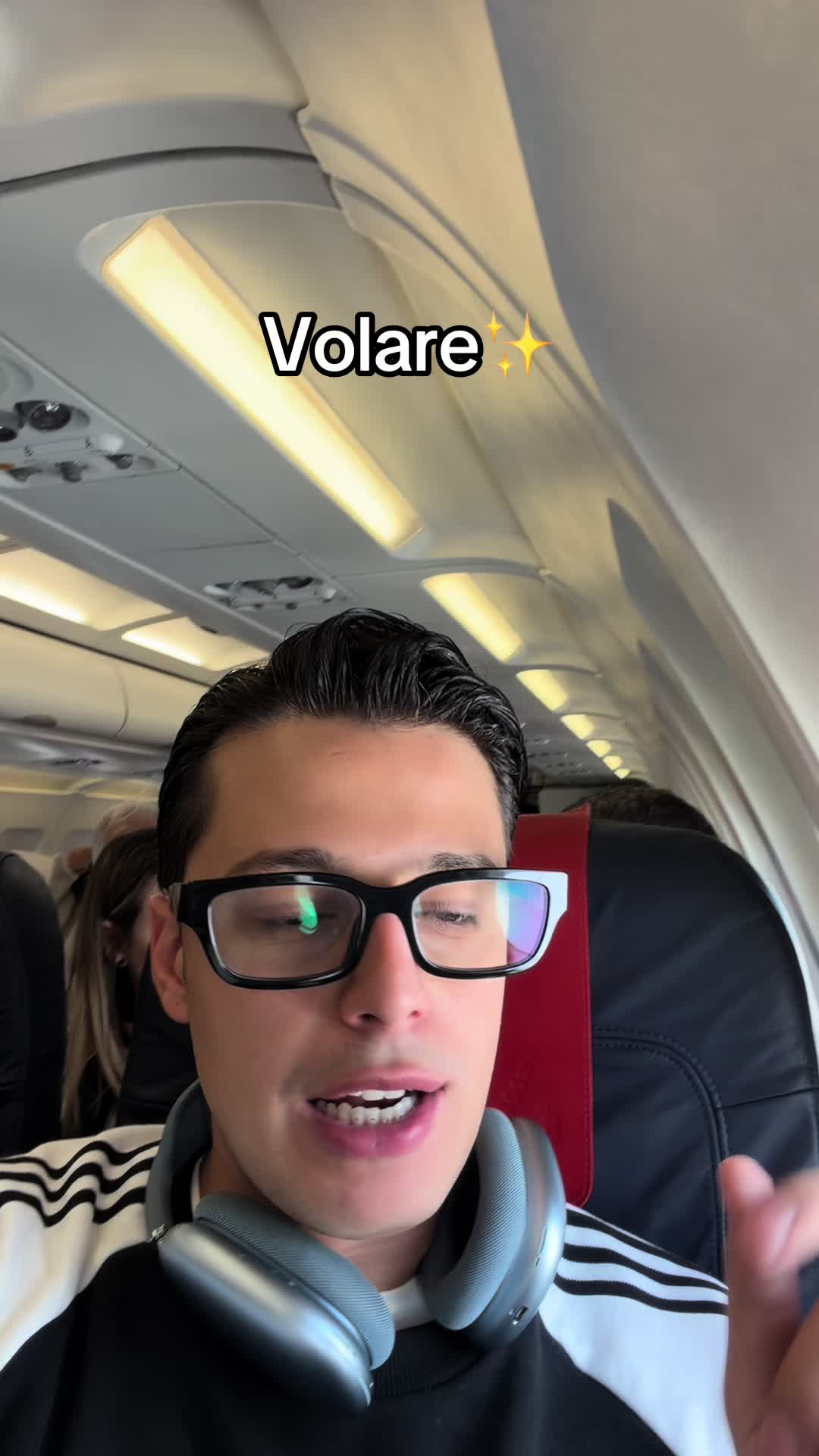 @AleCossari_