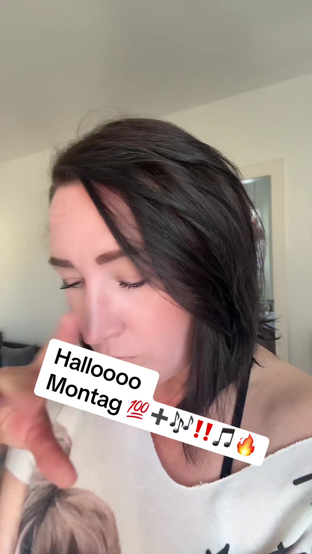 @nicoleshmith