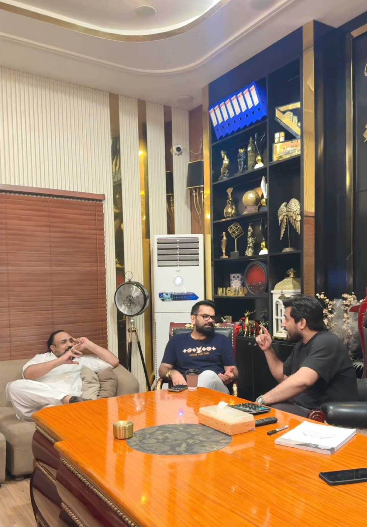 @Shaibjan