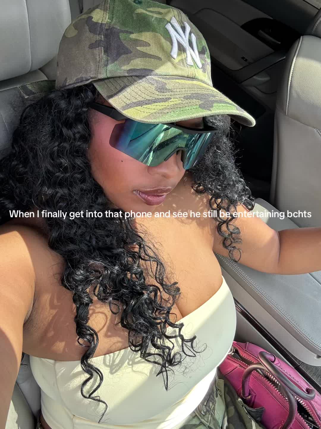 @shegotabag