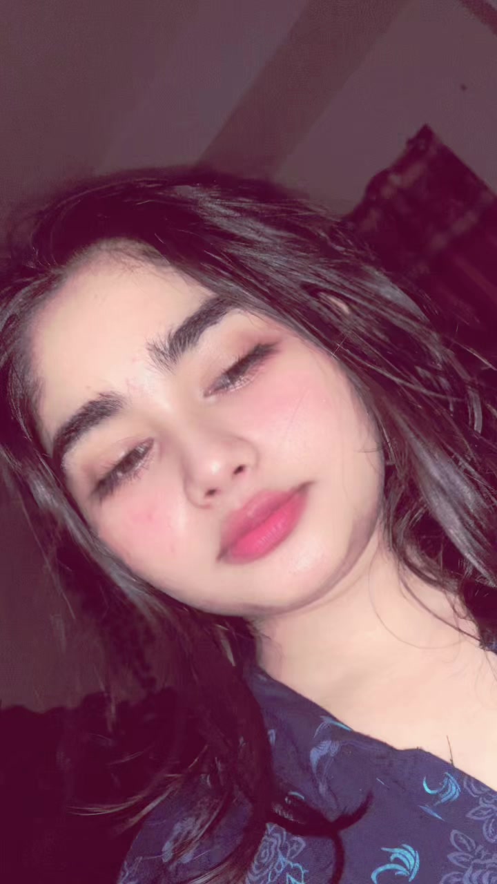 @Ugly🫠