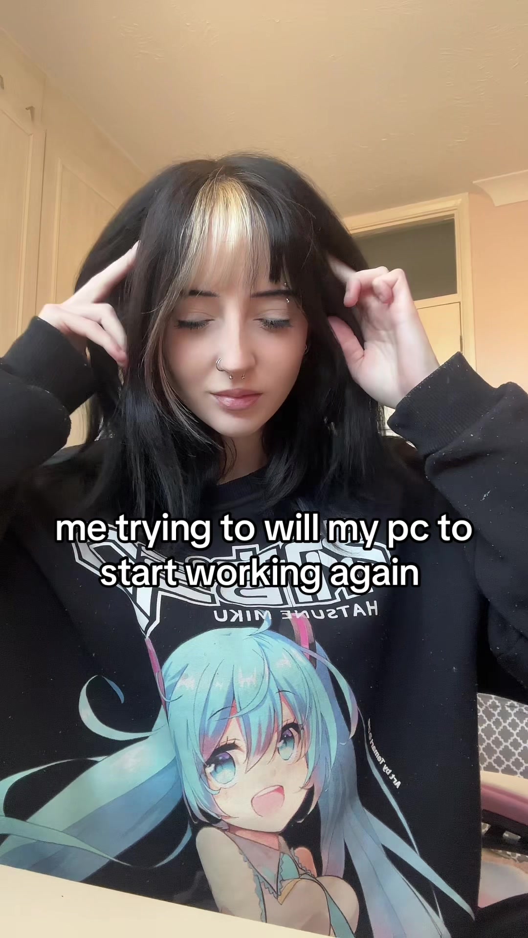 @scarletdoescosplay