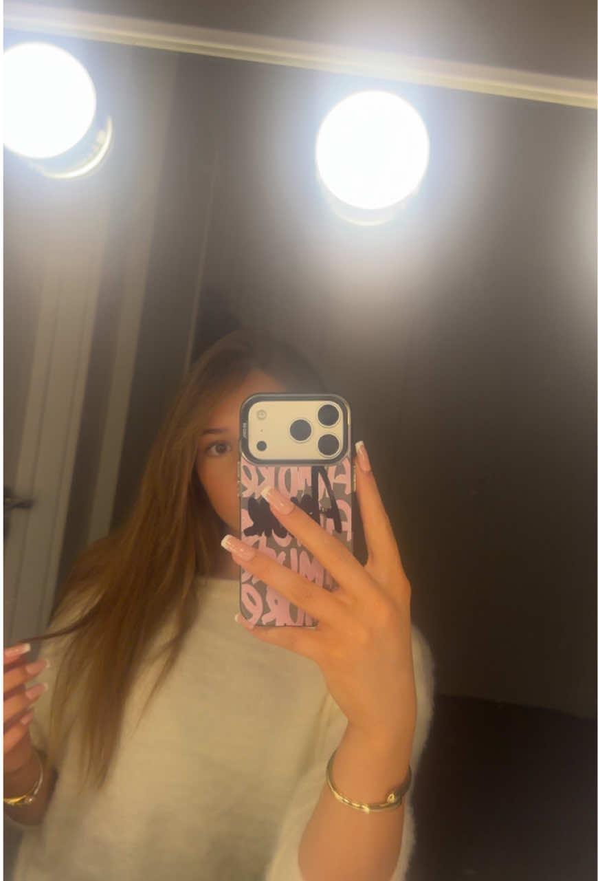 @sophia.x01xx