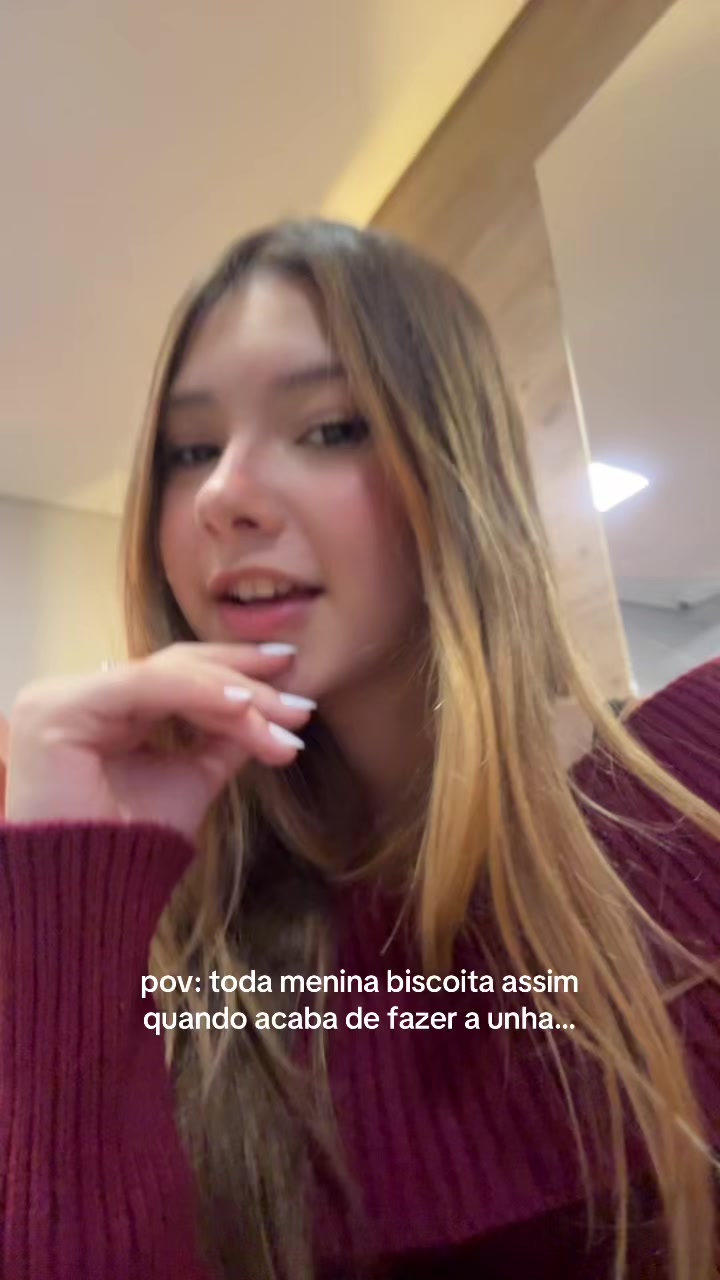 @jujuamancio