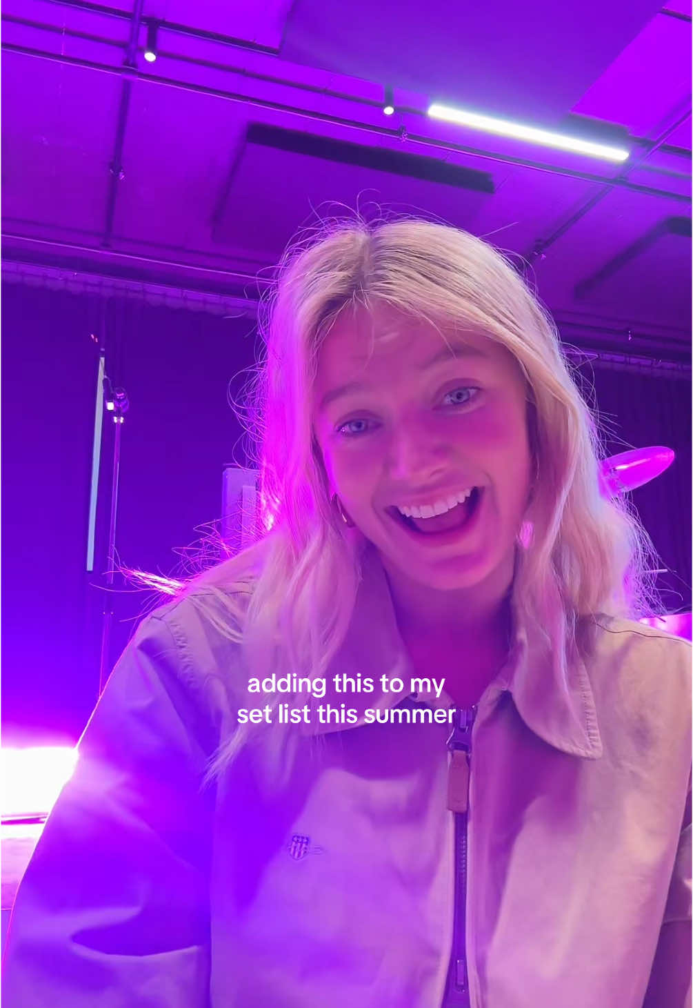 @Astrid S