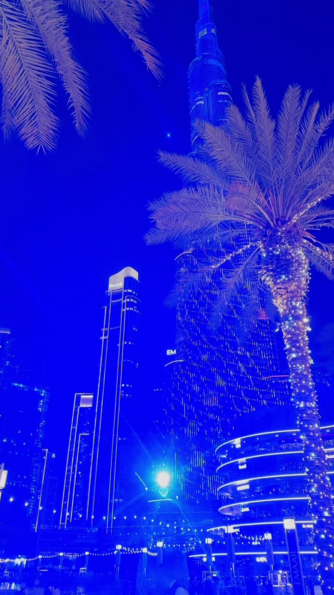 @Duba&iuml;