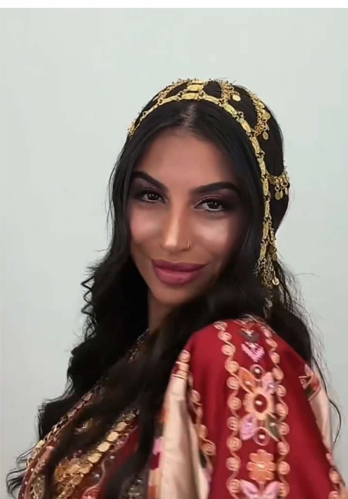 @Lina