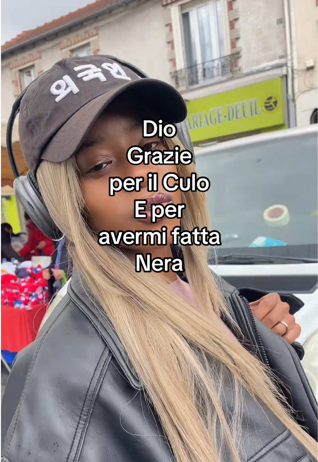 @LUZAI