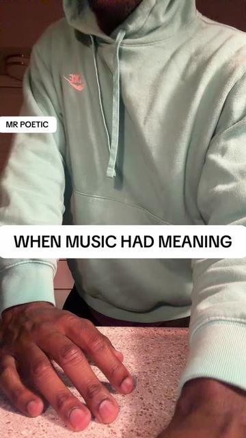 @MR POETIC ✨ ✨