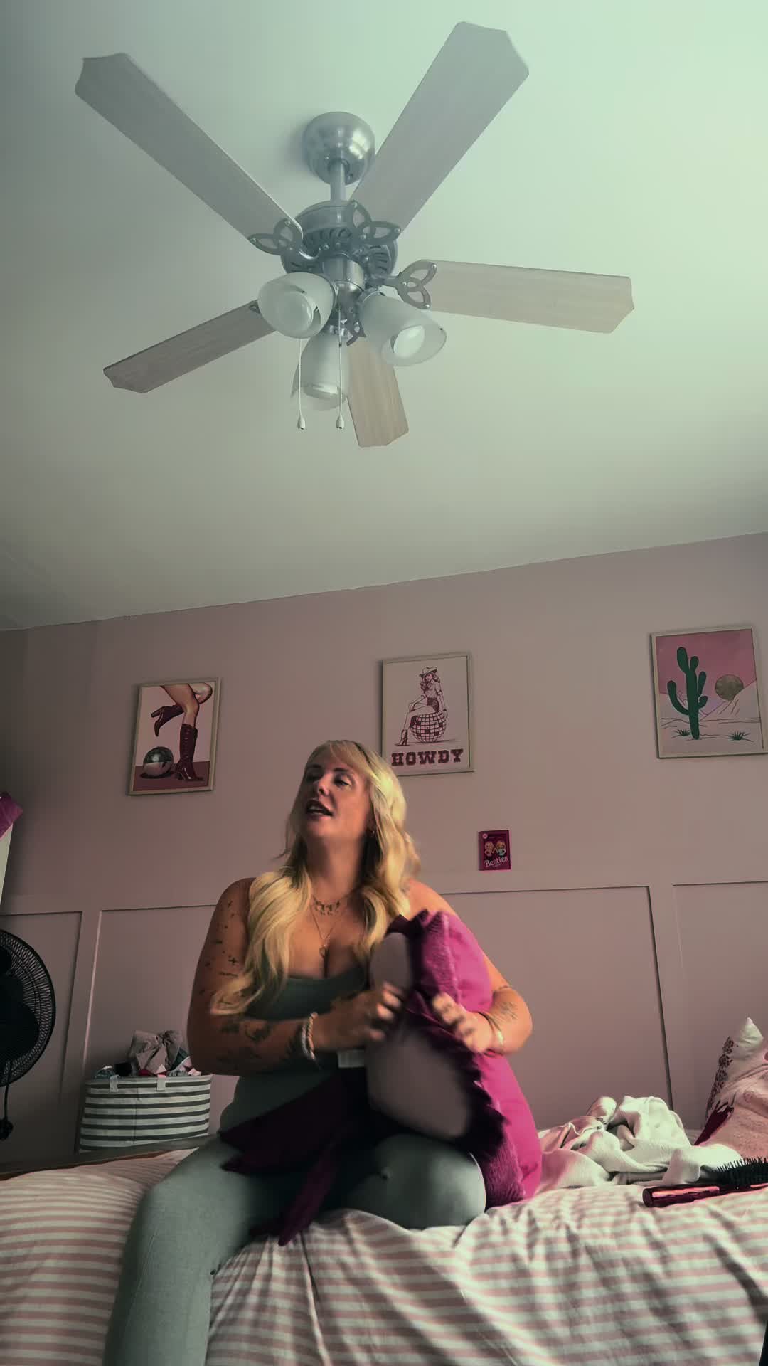 @Trueblondie