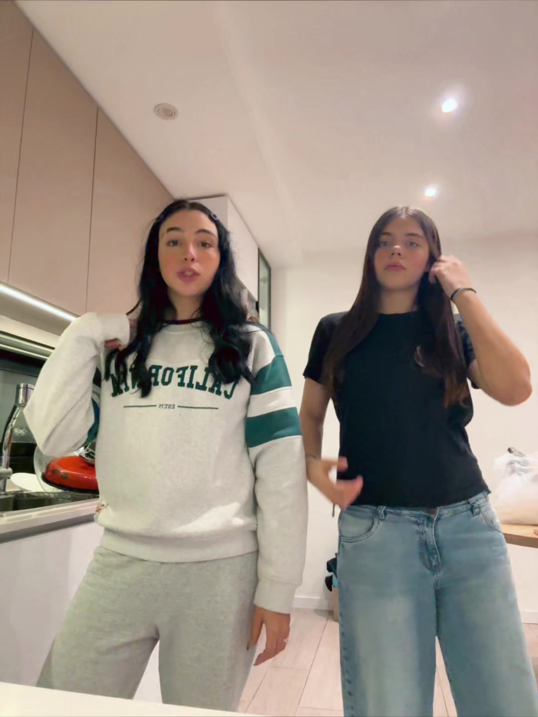 @Valentina⚓️