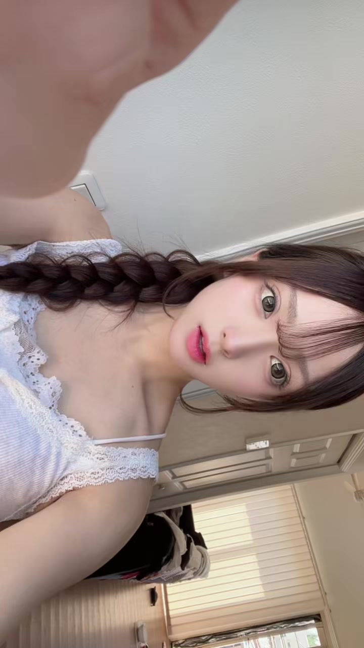 @胡晴
