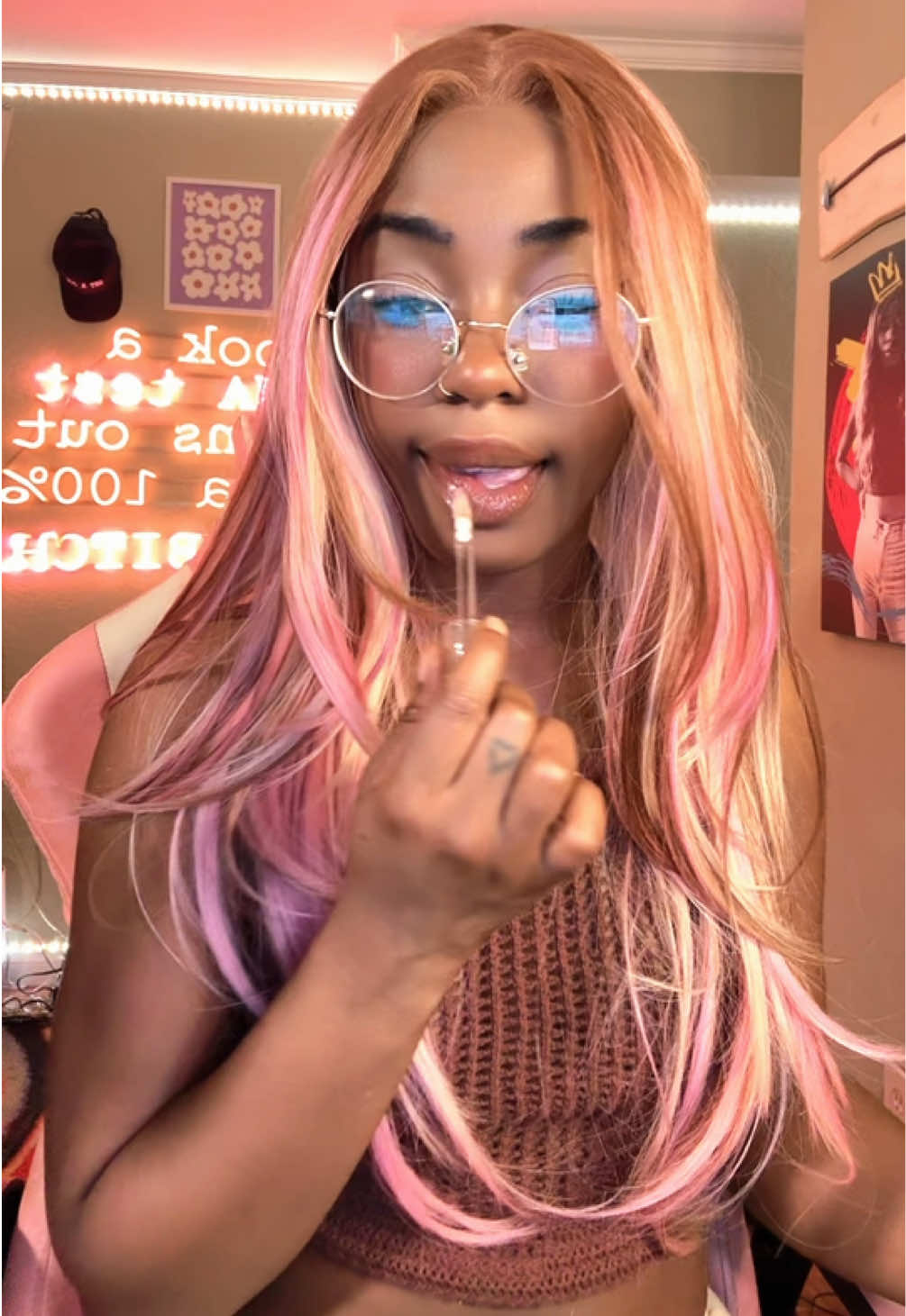 @allicattt