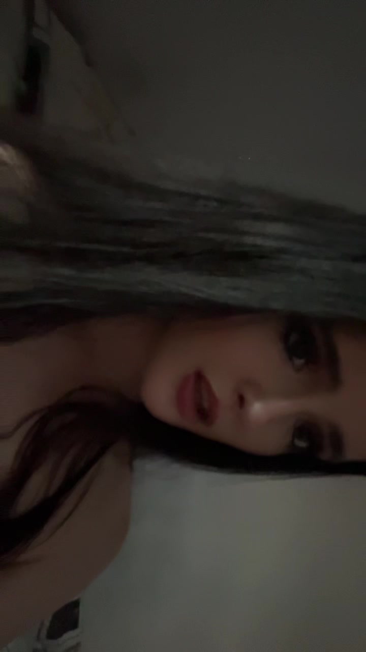 @️🦢