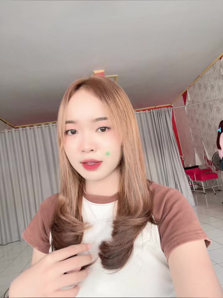 @cntaalivia💐  🍇  🐚