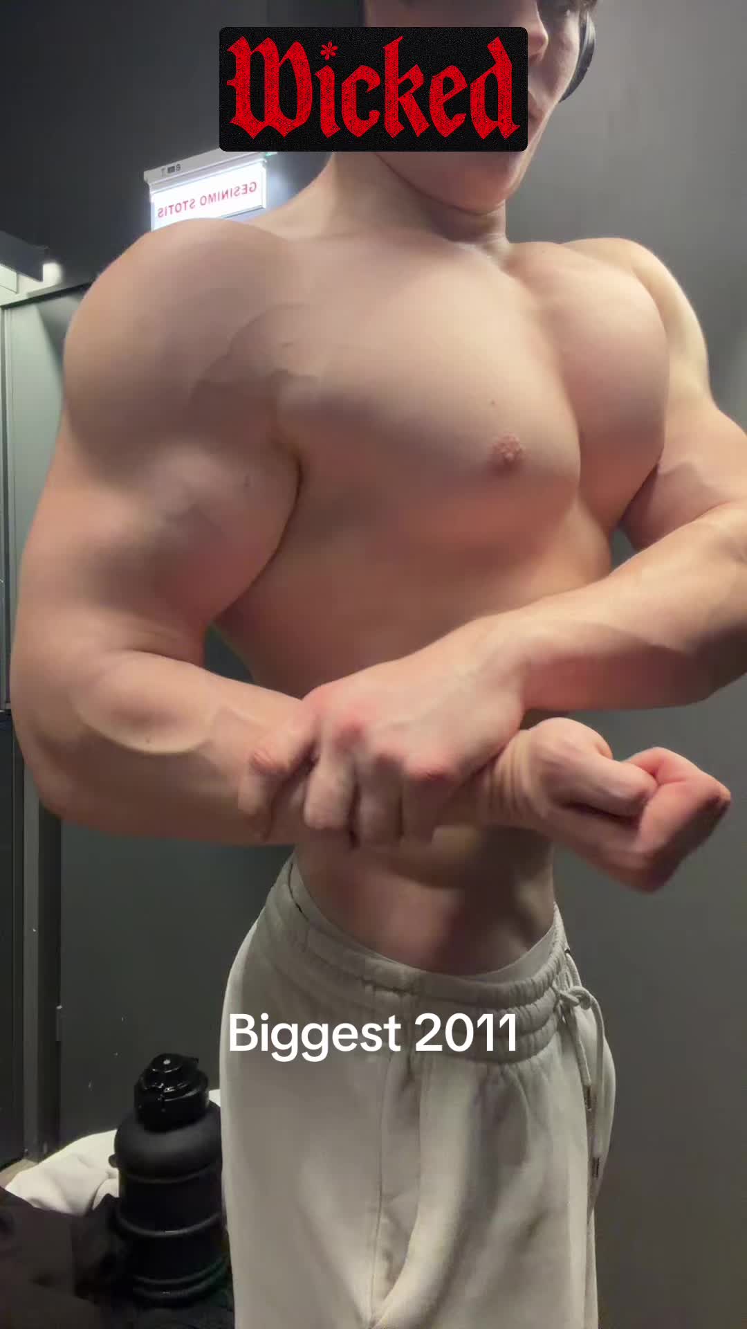 @adrian_valentine
