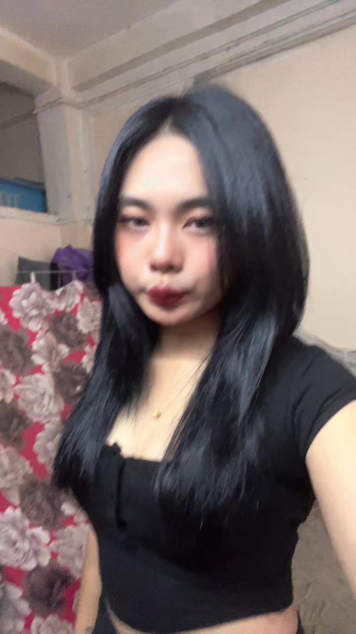 @Tin Zar Naing(Official acc)🌺
